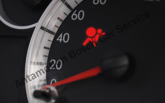 Airbag Işığı Yanıp Sönüyorsa Ne Anlama Gelir?